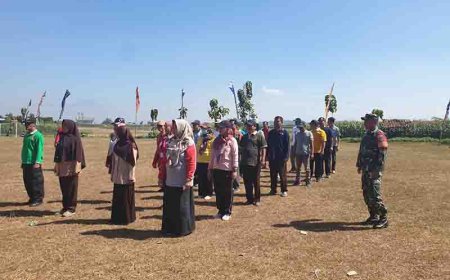 Babinsa Koramil 15/Rakit melatih seluruh Kades dan perangkat sekecamatan Rakit