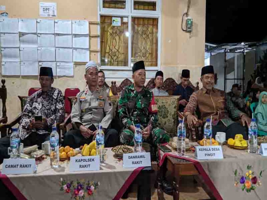 BABINSA KORAMIL 15 / RAKIT HADIRI ACARA PENGAJIAN DI DESA PINGIT
