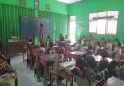 menciptakan Generasi yang tangguh dan mencintai Tanah Air Babinsa mengajar Tentang arti Pramuka di  Sekolah SD