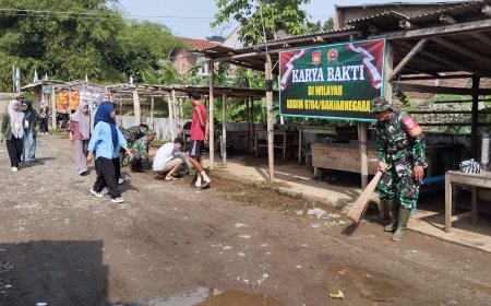 Hijaukan Pasar Kodim 0704 Banjarnegara Ajak Warga Gotong Royong