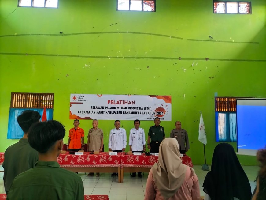 *Komandan Koramil 15/Rakit menghadiri acara Pelatihan Relawan PMI Kecamatan Rakit * 